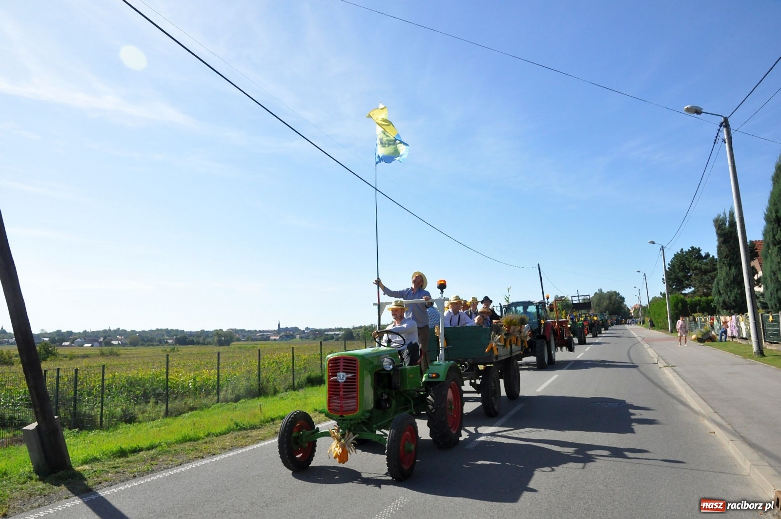 Zdjęcie w galerii na portalu naszraciborz.pl: Mała Miedonia, wielkie dożynki. Racibórz dziękuje za plony [FOTO i WIDEO]  wiadomości z regionu