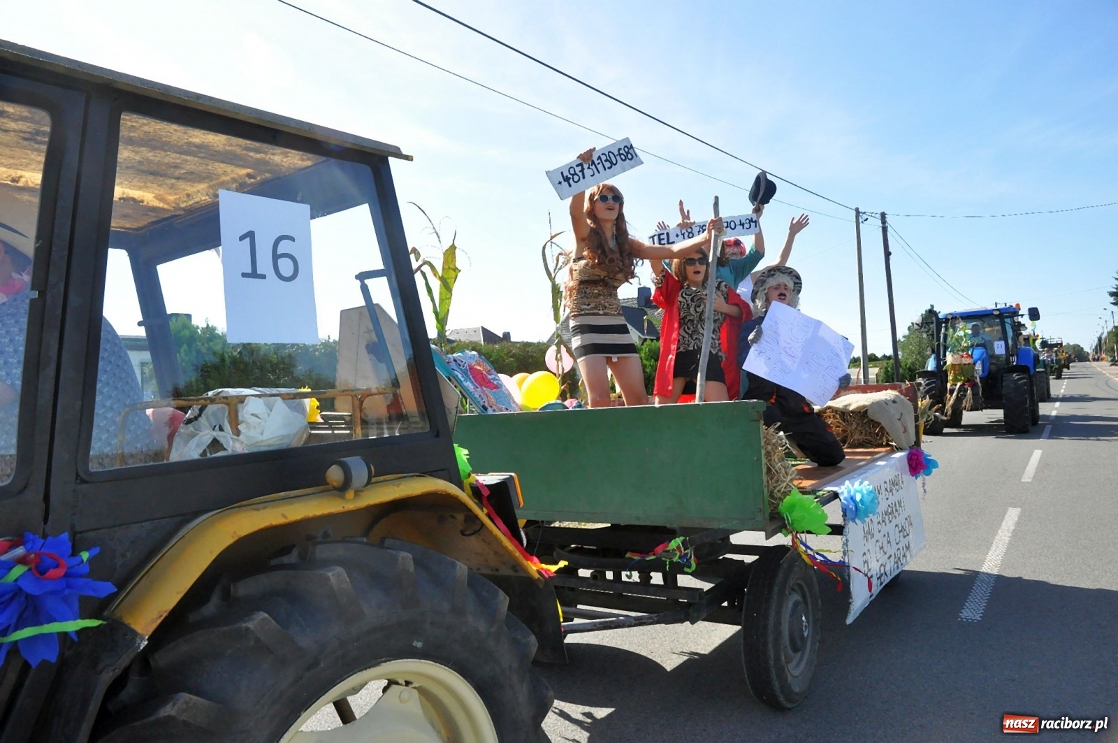 Zdjęcie w galerii na portalu naszraciborz.pl: Mała Miedonia, wielkie dożynki. Racibórz dziękuje za plony [FOTO i WIDEO]  wiadomości z regionu