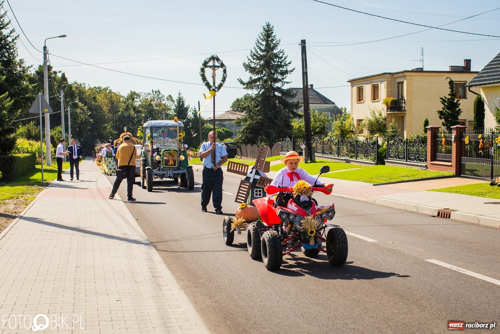 Zdjęcie w galerii na portalu naszraciborz.pl: Dożynki 2019. Gmina Rudnik bawi się w Łubowicach [FOTO i WIDEO] wiadomości z regionu