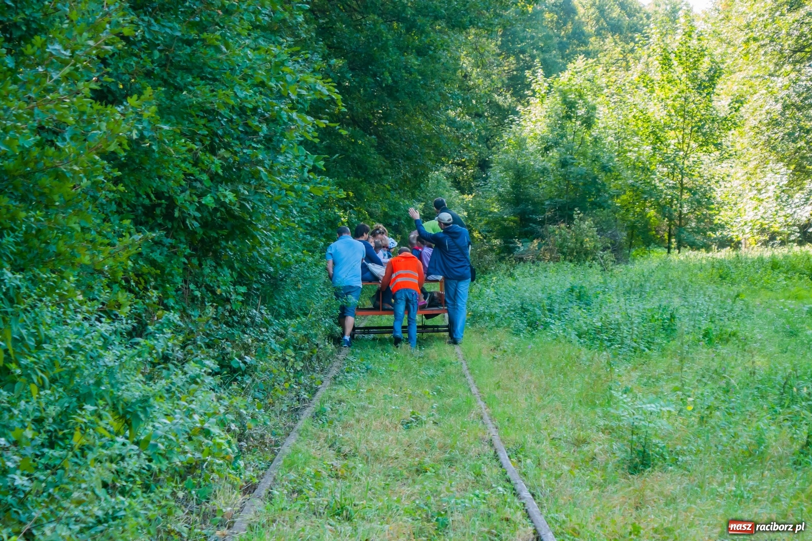 Zdjęcie w galerii na portalu naszraciborz.pl: Miała być frajda, a wyszła granda [FOTO i WIDEO] wiadomości z regionu