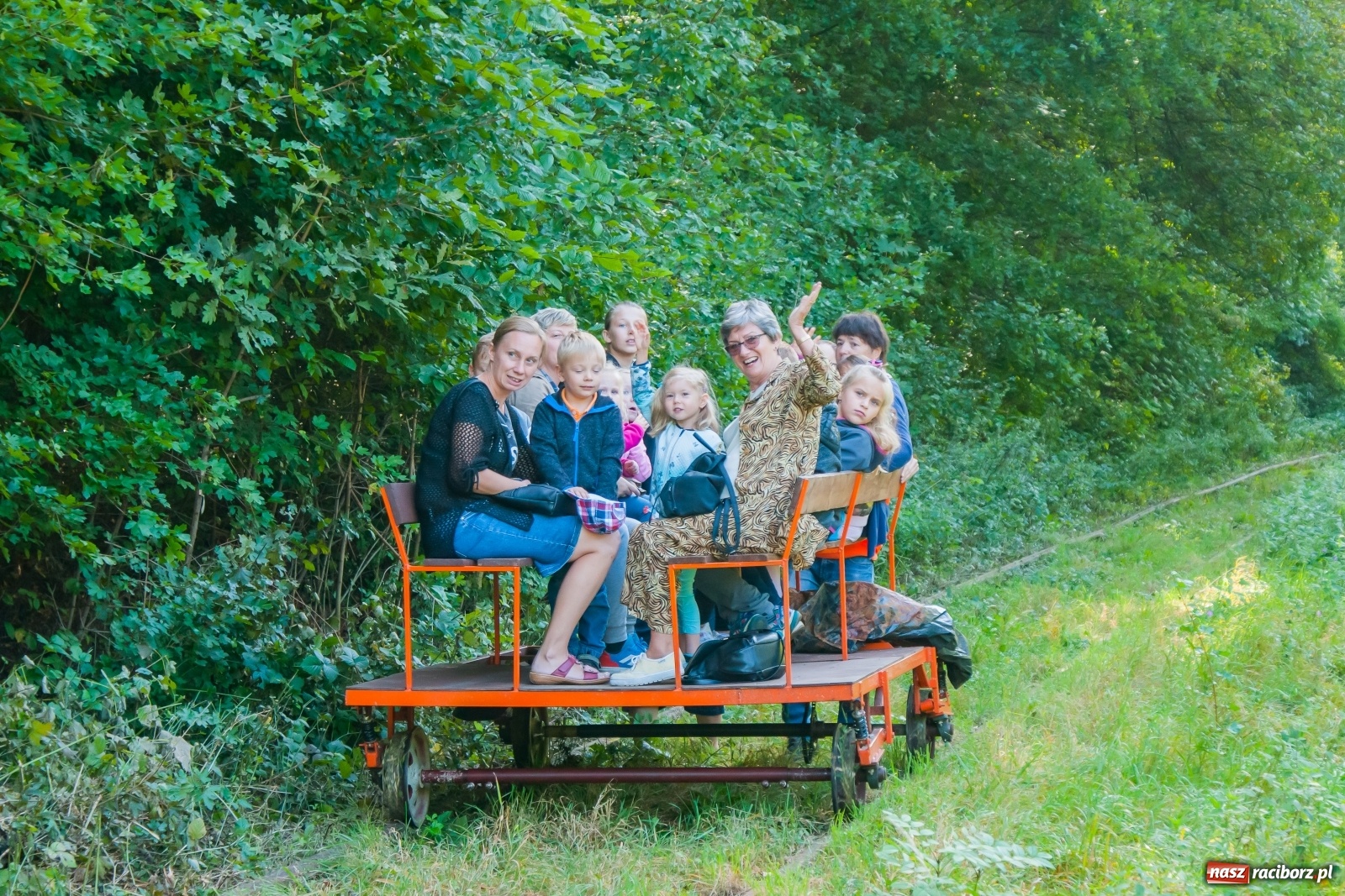 Zdjęcie w galerii na portalu naszraciborz.pl: Miała być frajda, a wyszła granda [FOTO i WIDEO] wiadomości z regionu