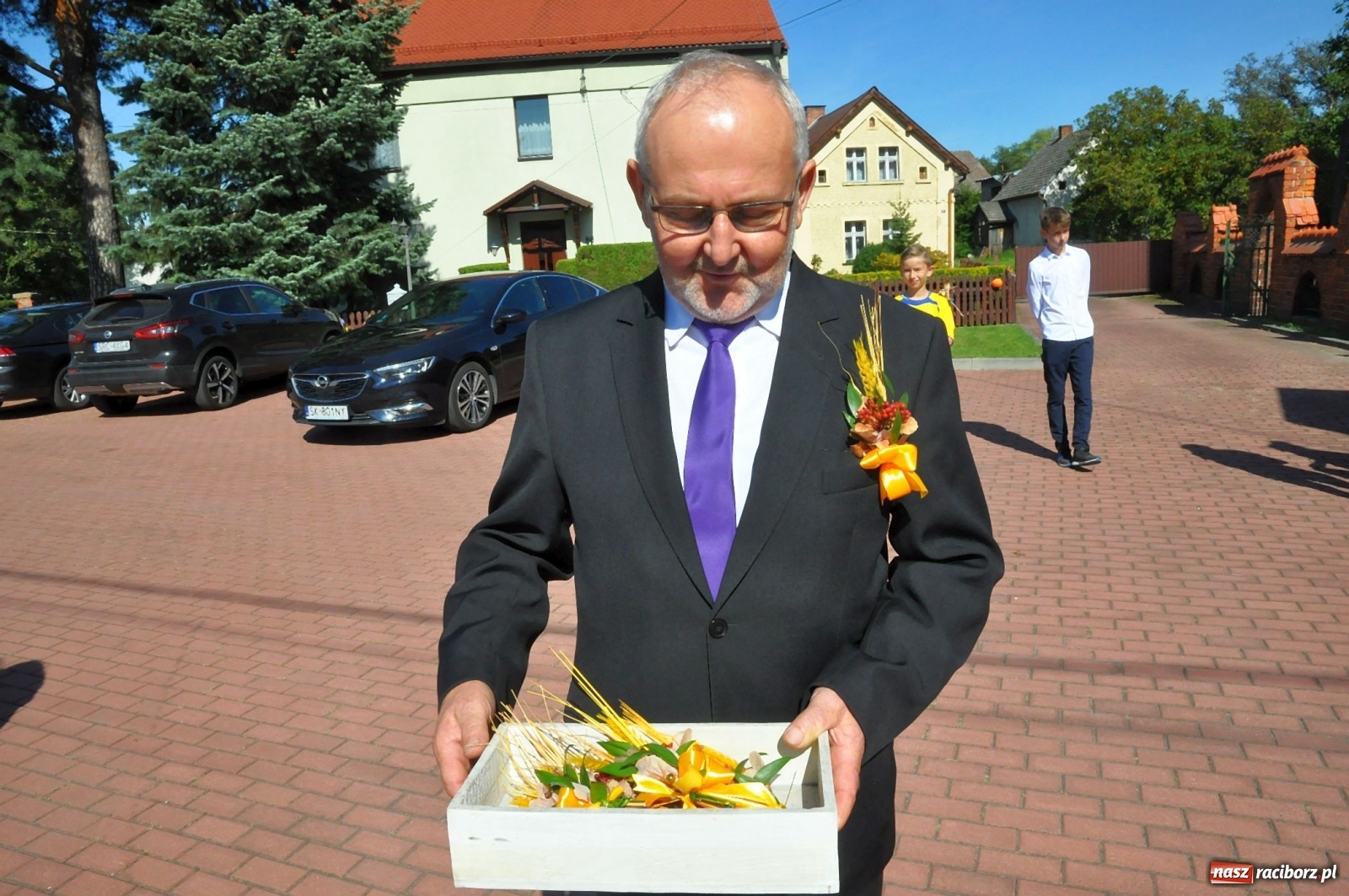 Zdjęcie w galerii na portalu naszraciborz.pl: Loża przywódców na dożynkach w Pawłowie [FOTO i WIDEO]  wiadomości z regionu