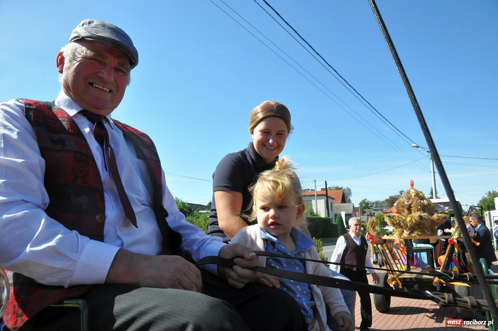 Zdjęcie w galerii na portalu naszraciborz.pl: Loża przywódców na dożynkach w Pawłowie [FOTO i WIDEO]  wiadomości z regionu