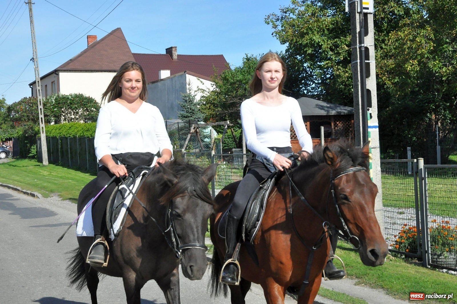 Zdjęcie w galerii na portalu naszraciborz.pl: Dożynki w Pogrzebieniu na bis [FOTO] wiadomości z regionu