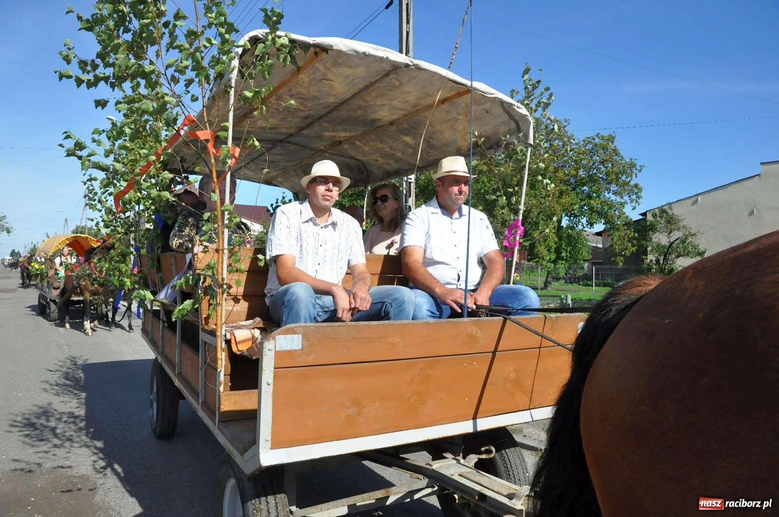 Zdjęcie w galerii na portalu naszraciborz.pl: Dożynki w Pogrzebieniu na bis [FOTO] wiadomości z regionu