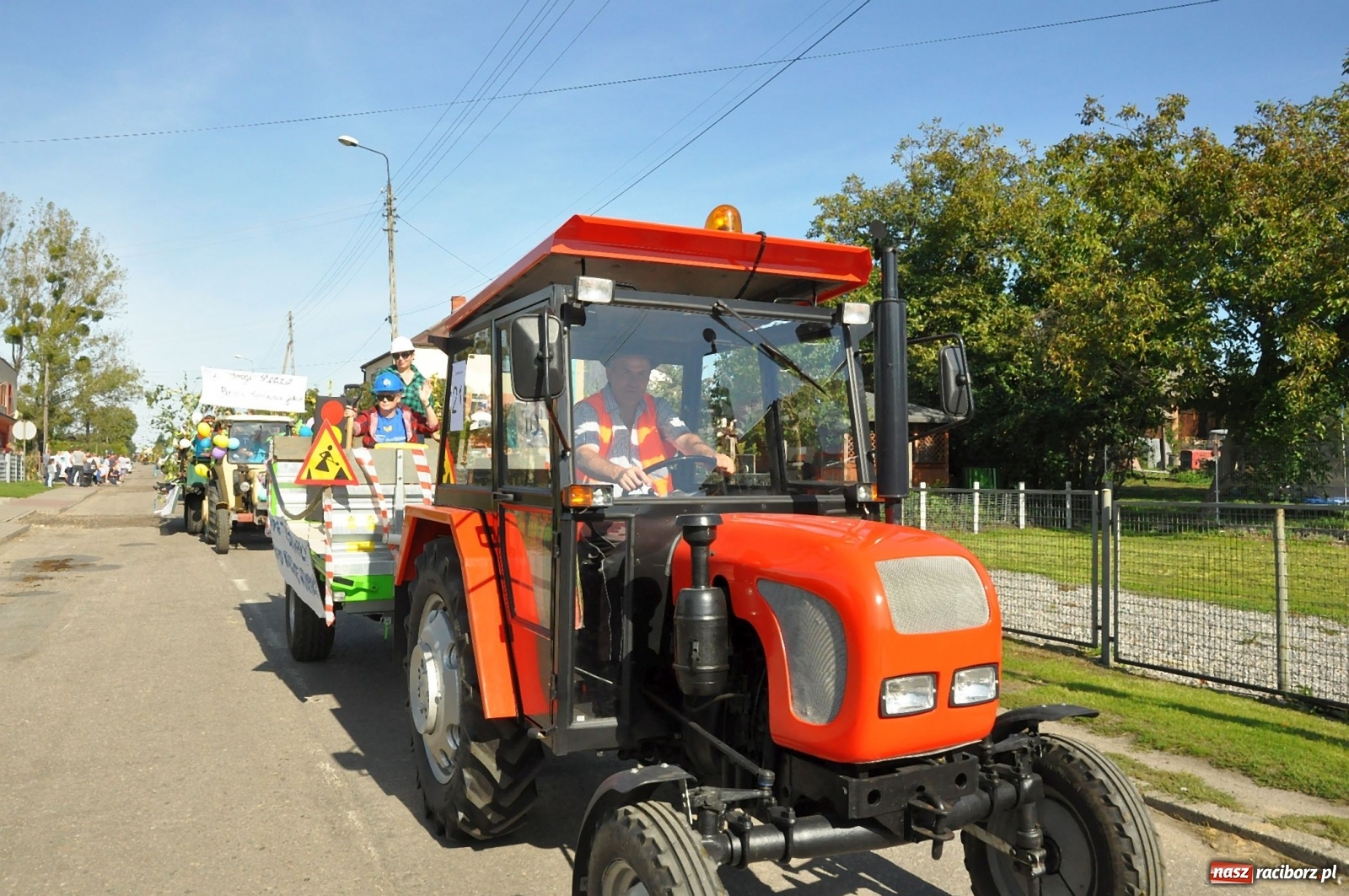Zdjęcie w galerii na portalu naszraciborz.pl: Dożynki w Pogrzebieniu na bis [FOTO] wiadomości z regionu