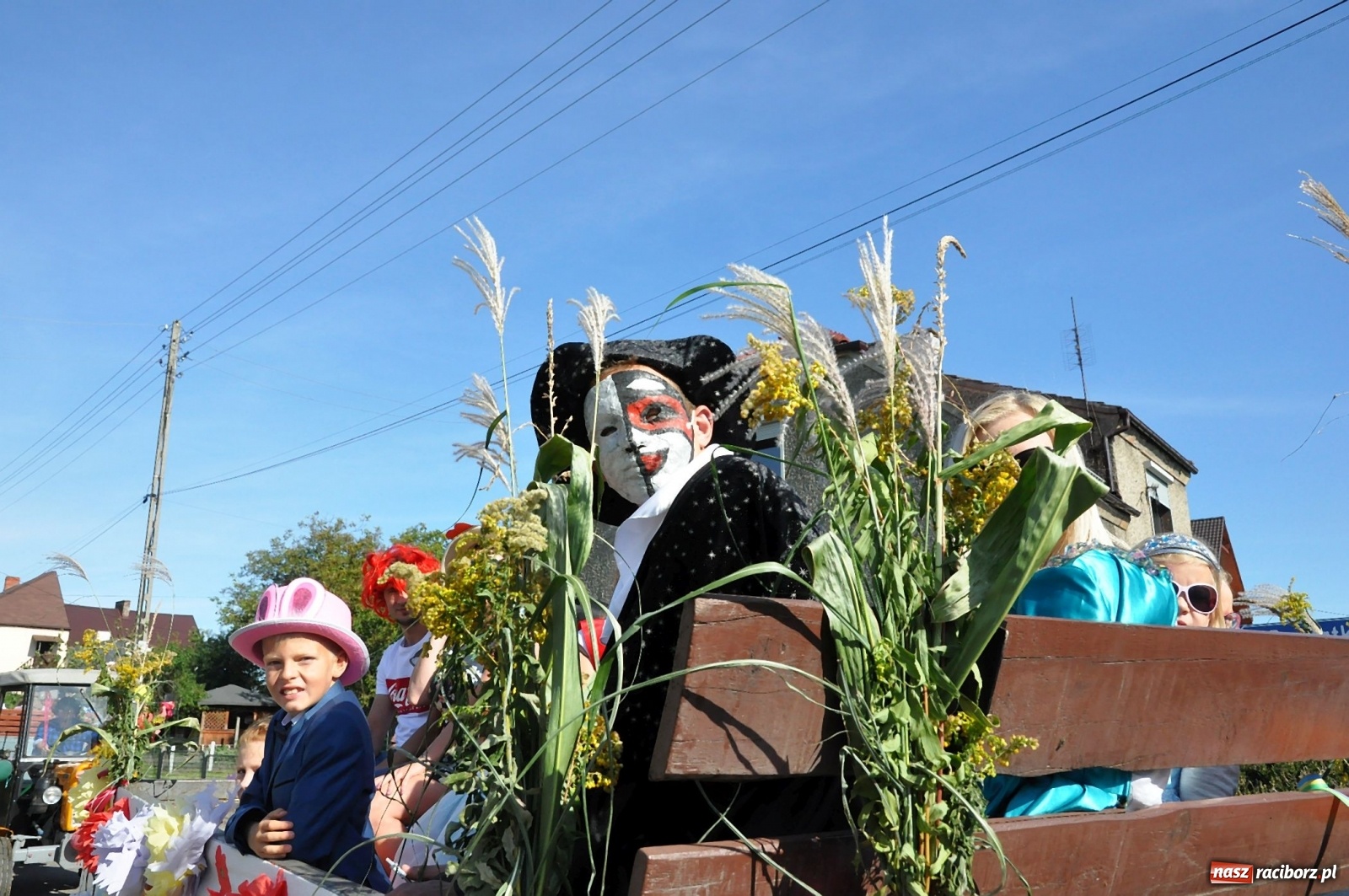 Zdjęcie w galerii na portalu naszraciborz.pl: Dożynki w Pogrzebieniu na bis [FOTO] wiadomości z regionu