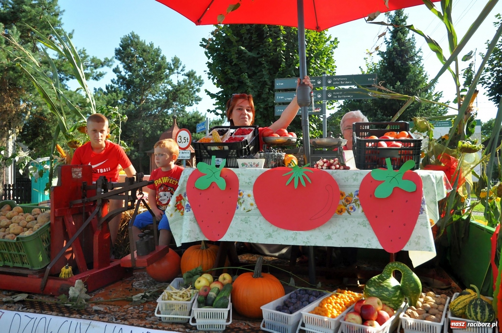 Zdjęcie w galerii na portalu naszraciborz.pl: Dożynki w Pogrzebieniu na bis [FOTO] wiadomości z regionu