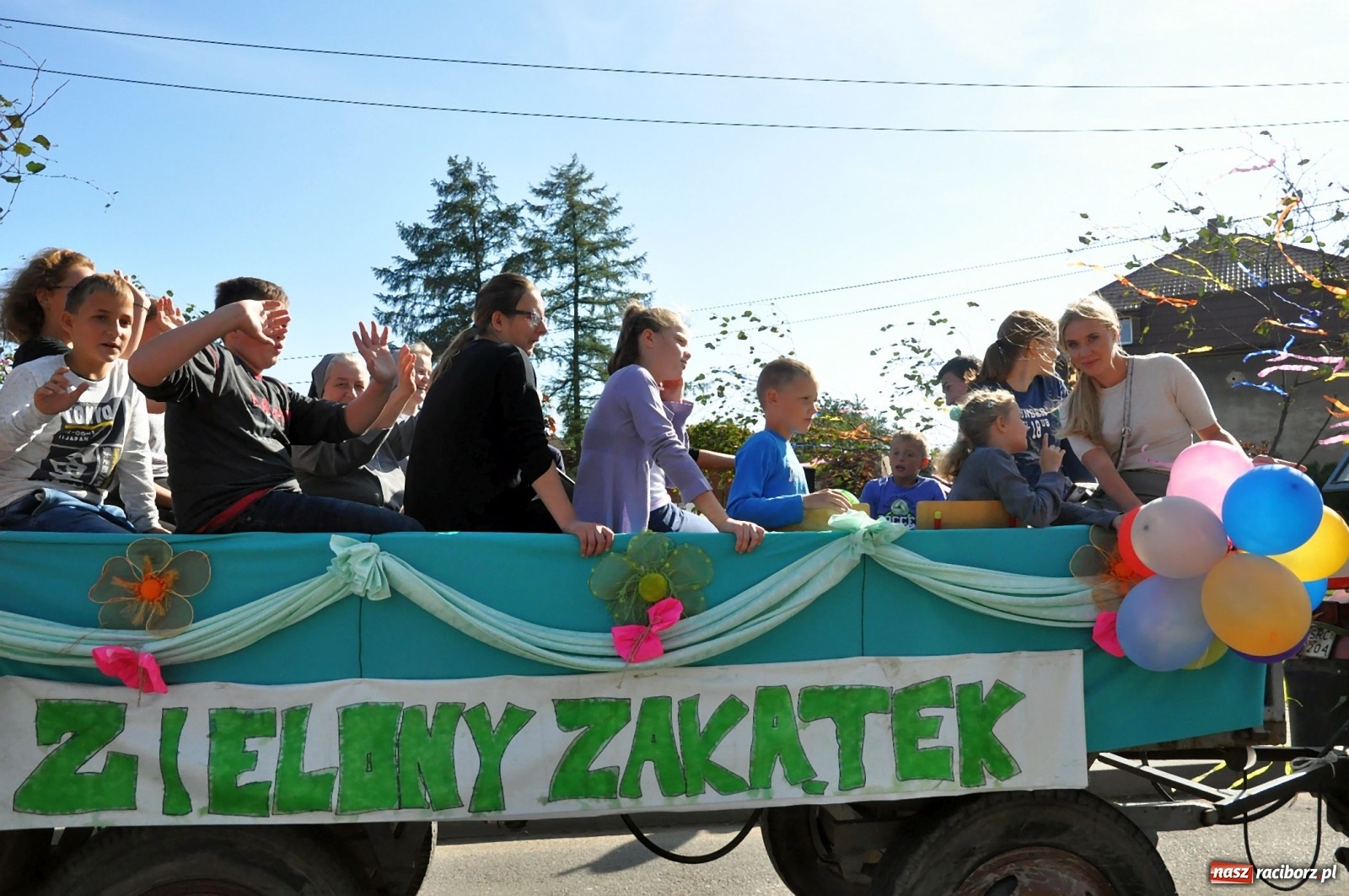 Zdjęcie w galerii na portalu naszraciborz.pl: Dożynki w Pogrzebieniu na bis [FOTO] wiadomości z regionu