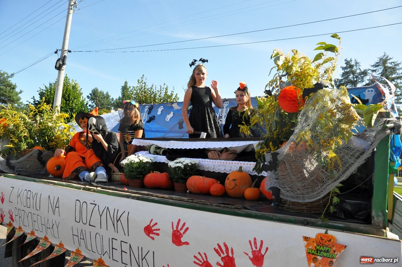 Zdjęcie w galerii na portalu naszraciborz.pl: Dożynki w Pogrzebieniu na bis [FOTO] wiadomości z regionu