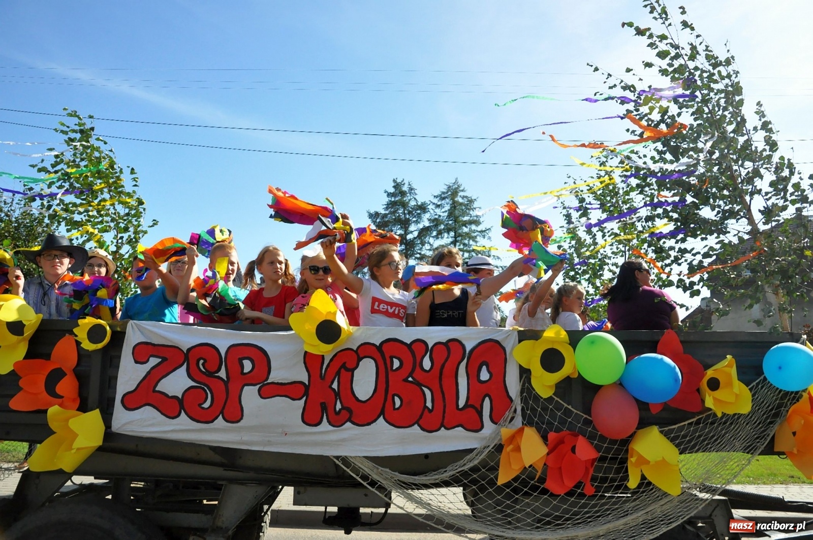 Zdjęcie w galerii na portalu naszraciborz.pl: Dożynki w Pogrzebieniu na bis [FOTO] wiadomości z regionu