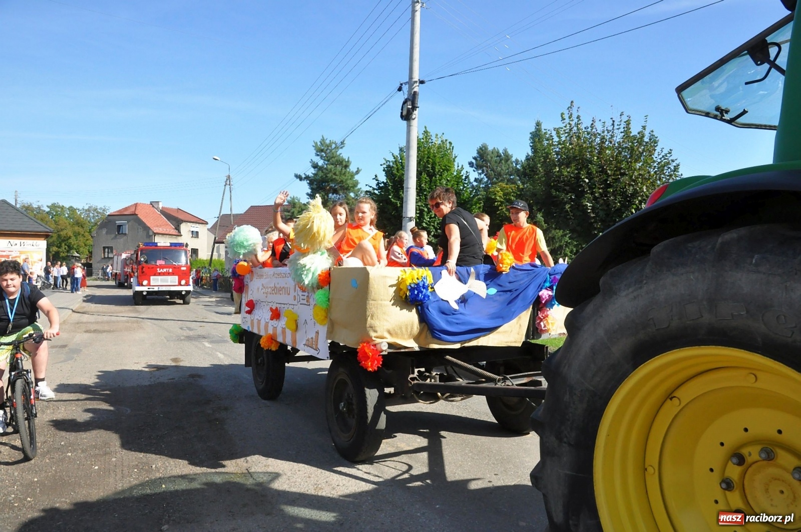 Zdjęcie w galerii na portalu naszraciborz.pl: Dożynki w Pogrzebieniu na bis [FOTO] wiadomości z regionu
