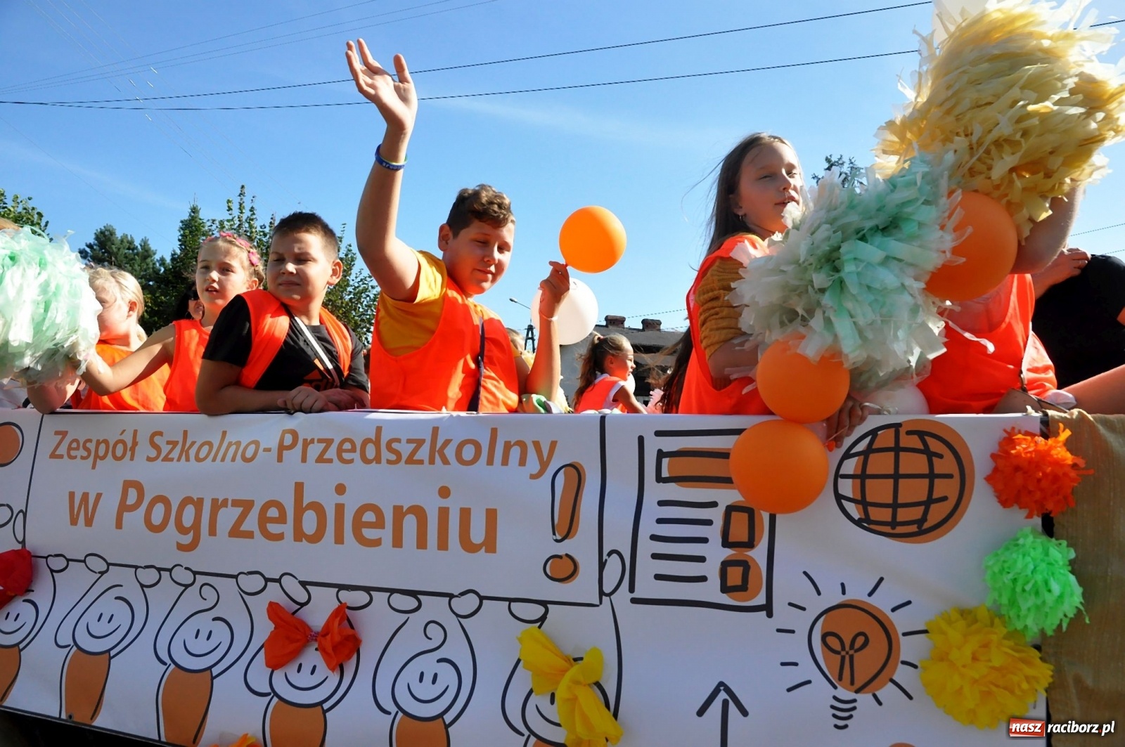 Zdjęcie w galerii na portalu naszraciborz.pl: Dożynki w Pogrzebieniu na bis [FOTO] wiadomości z regionu