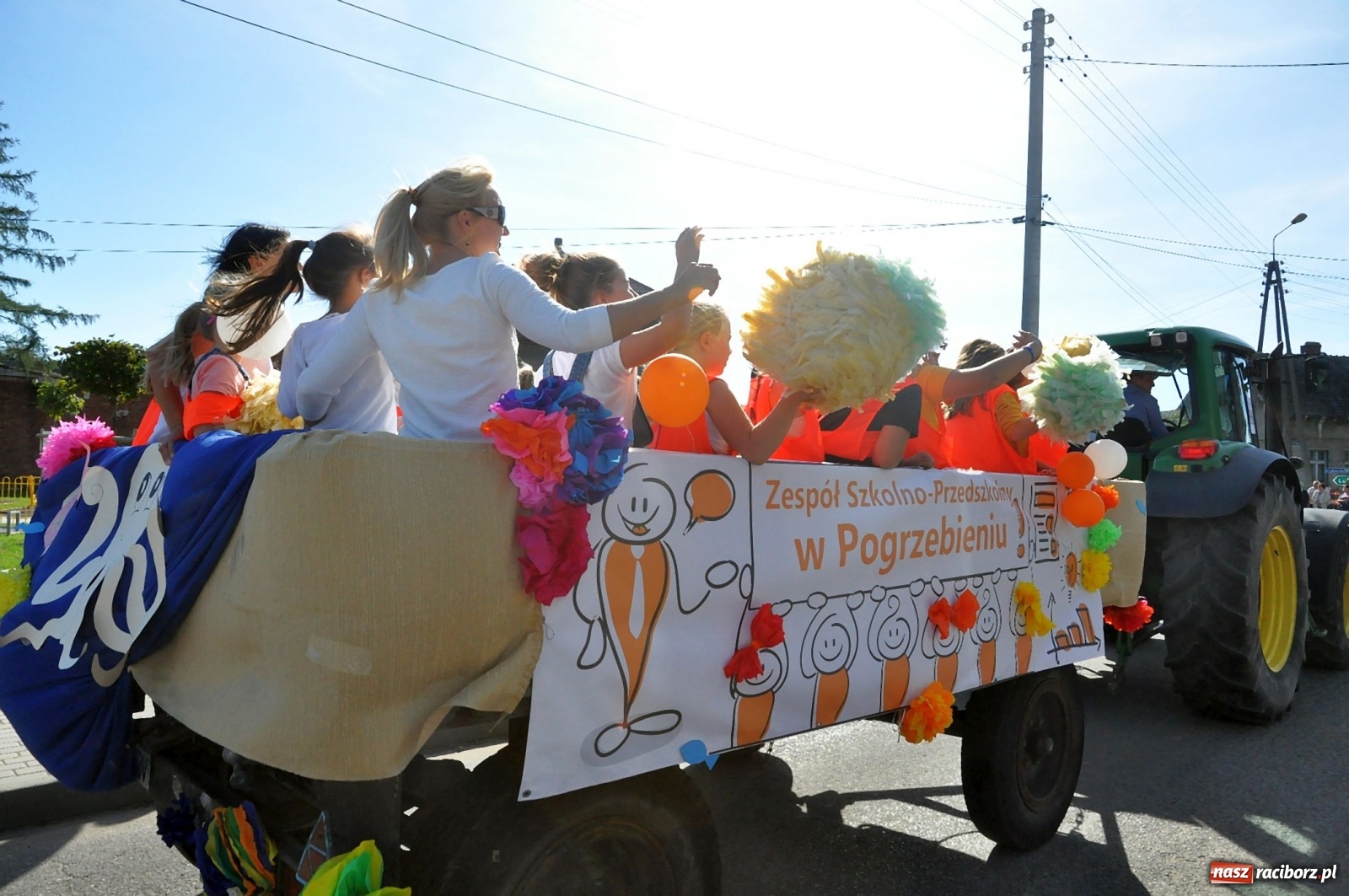 Zdjęcie w galerii na portalu naszraciborz.pl: Dożynki w Pogrzebieniu na bis [FOTO] wiadomości z regionu