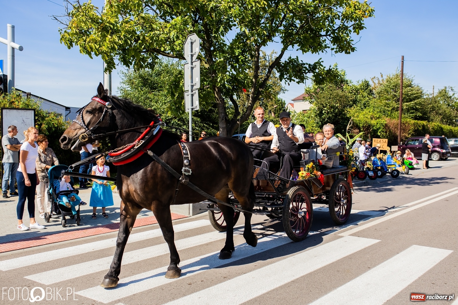 Zdjęcie w galerii na portalu naszraciborz.pl: Dożynki parafialne w Bieńkowicach [FOTO i WIDEO] wiadomości z regionu