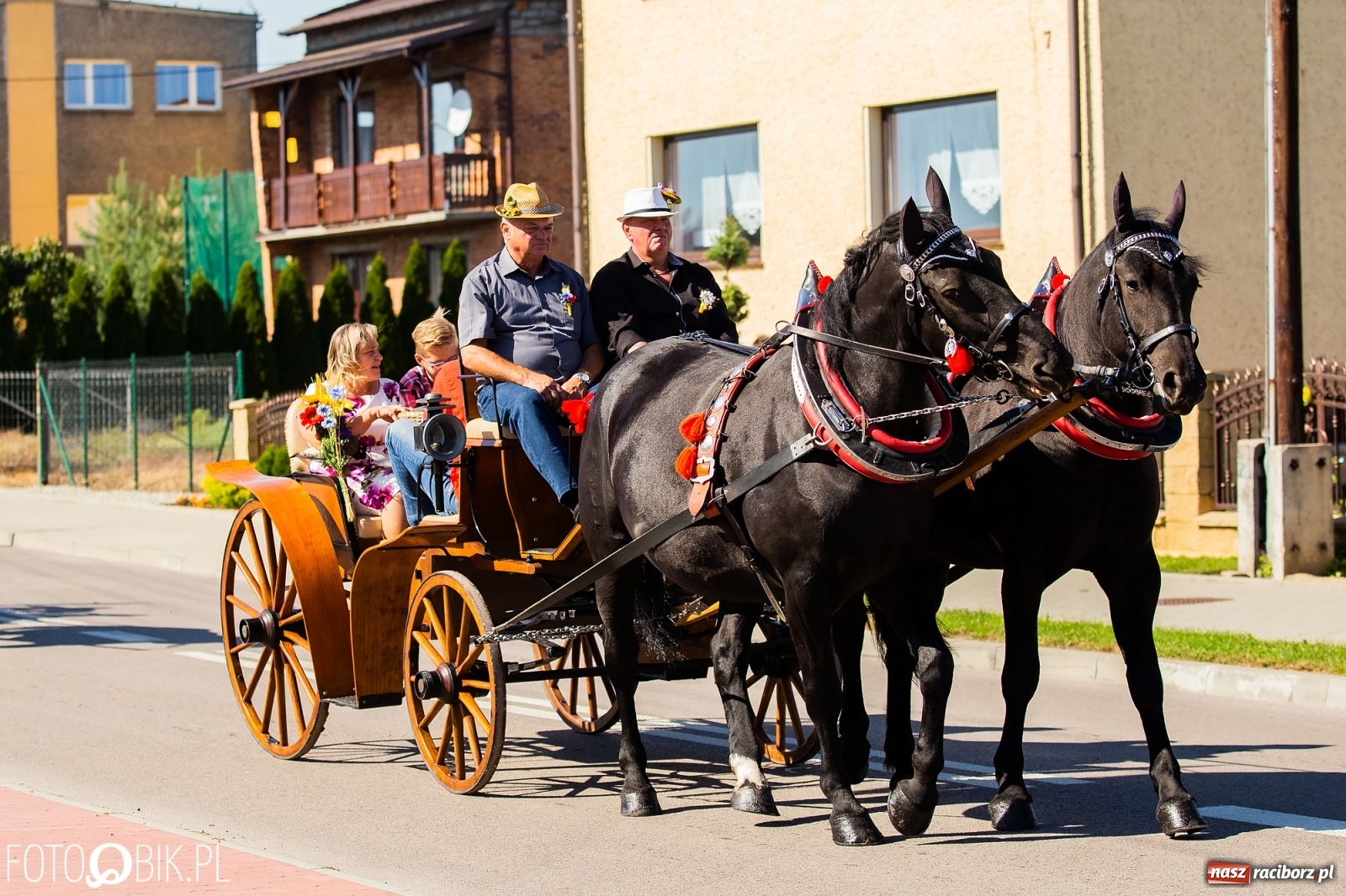 Zdjęcie w galerii na portalu naszraciborz.pl: Dożynki parafialne w Bieńkowicach [FOTO i WIDEO] wiadomości z regionu