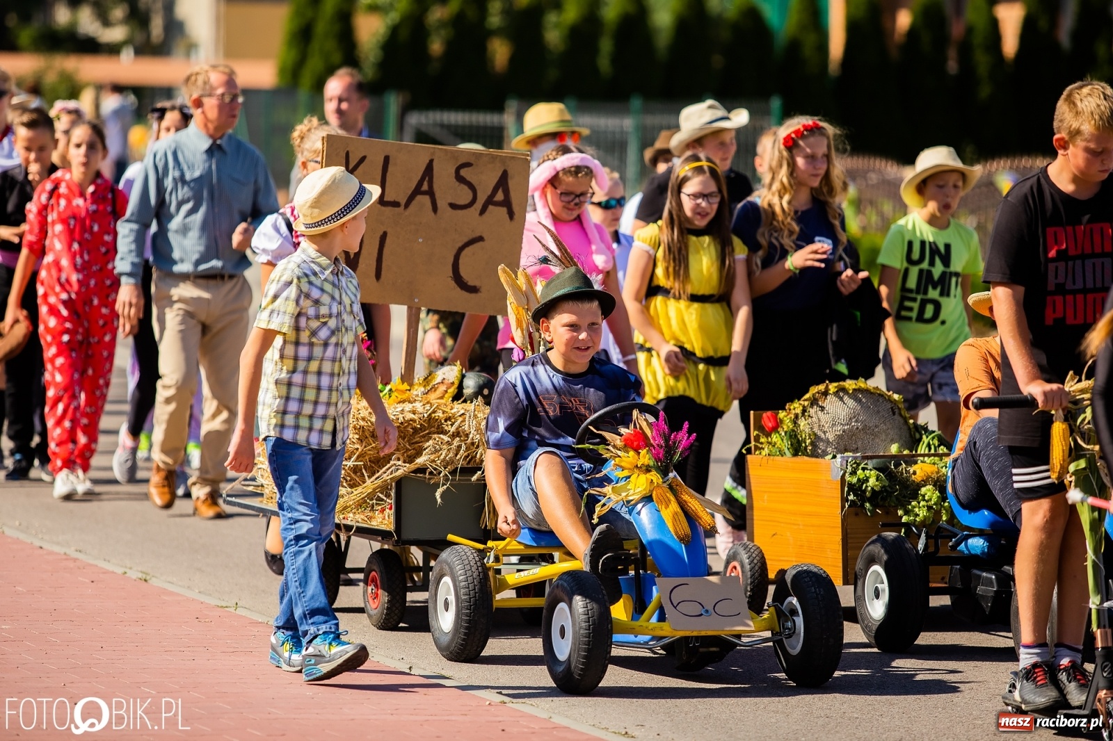 Zdjęcie w galerii na portalu naszraciborz.pl: Dożynki parafialne w Bieńkowicach [FOTO i WIDEO] wiadomości z regionu