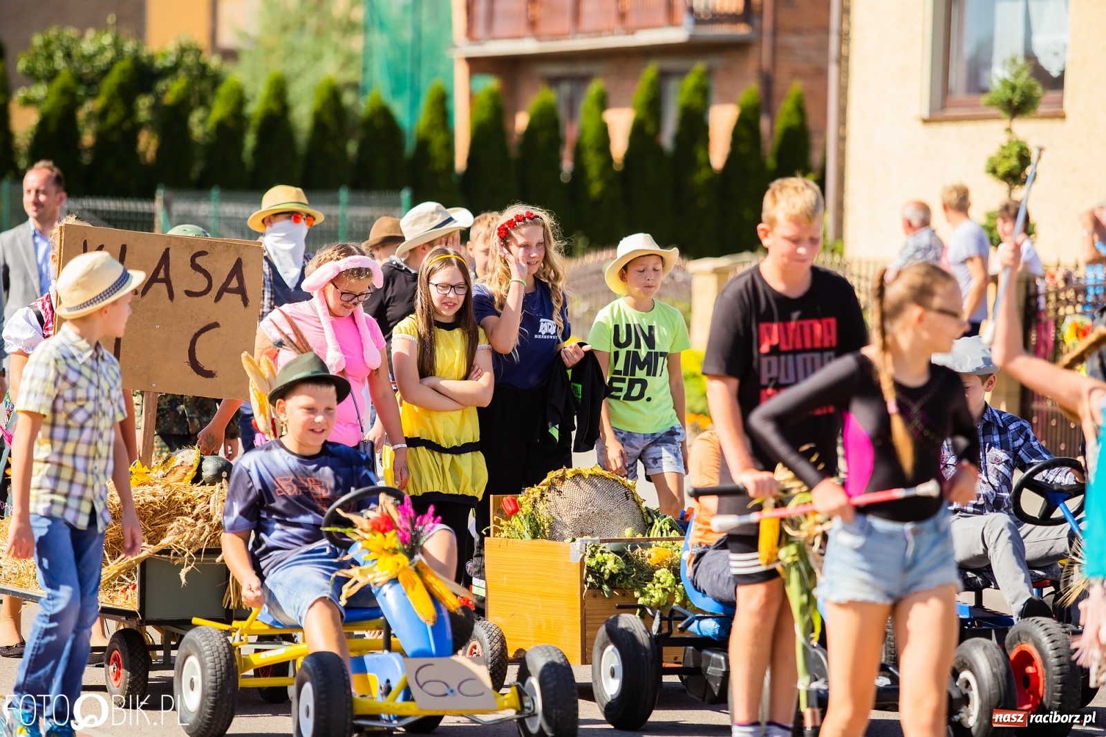 Zdjęcie w galerii na portalu naszraciborz.pl: Dożynki parafialne w Bieńkowicach [FOTO i WIDEO] wiadomości z regionu