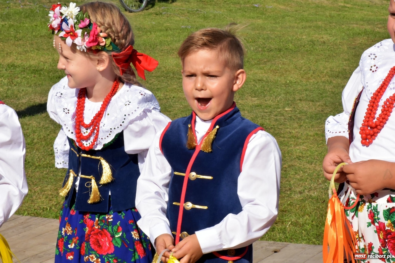 Zdjęcie w galerii na portalu naszraciborz.pl: Dożynki parafialne w Bieńkowicach [FOTO i WIDEO] wiadomości z regionu
