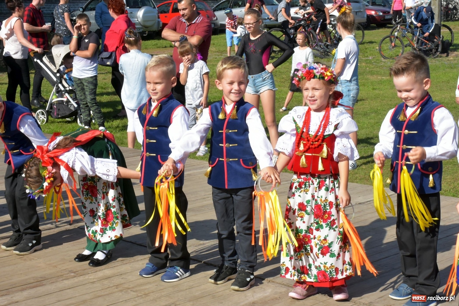 Zdjęcie w galerii na portalu naszraciborz.pl: Dożynki parafialne w Bieńkowicach [FOTO i WIDEO] wiadomości z regionu