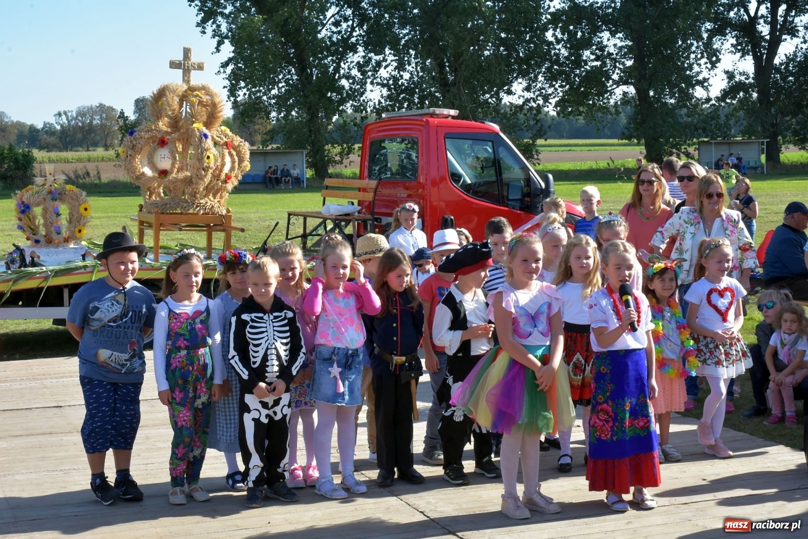 Zdjęcie w galerii na portalu naszraciborz.pl: Dożynki parafialne w Bieńkowicach [FOTO i WIDEO] wiadomości z regionu