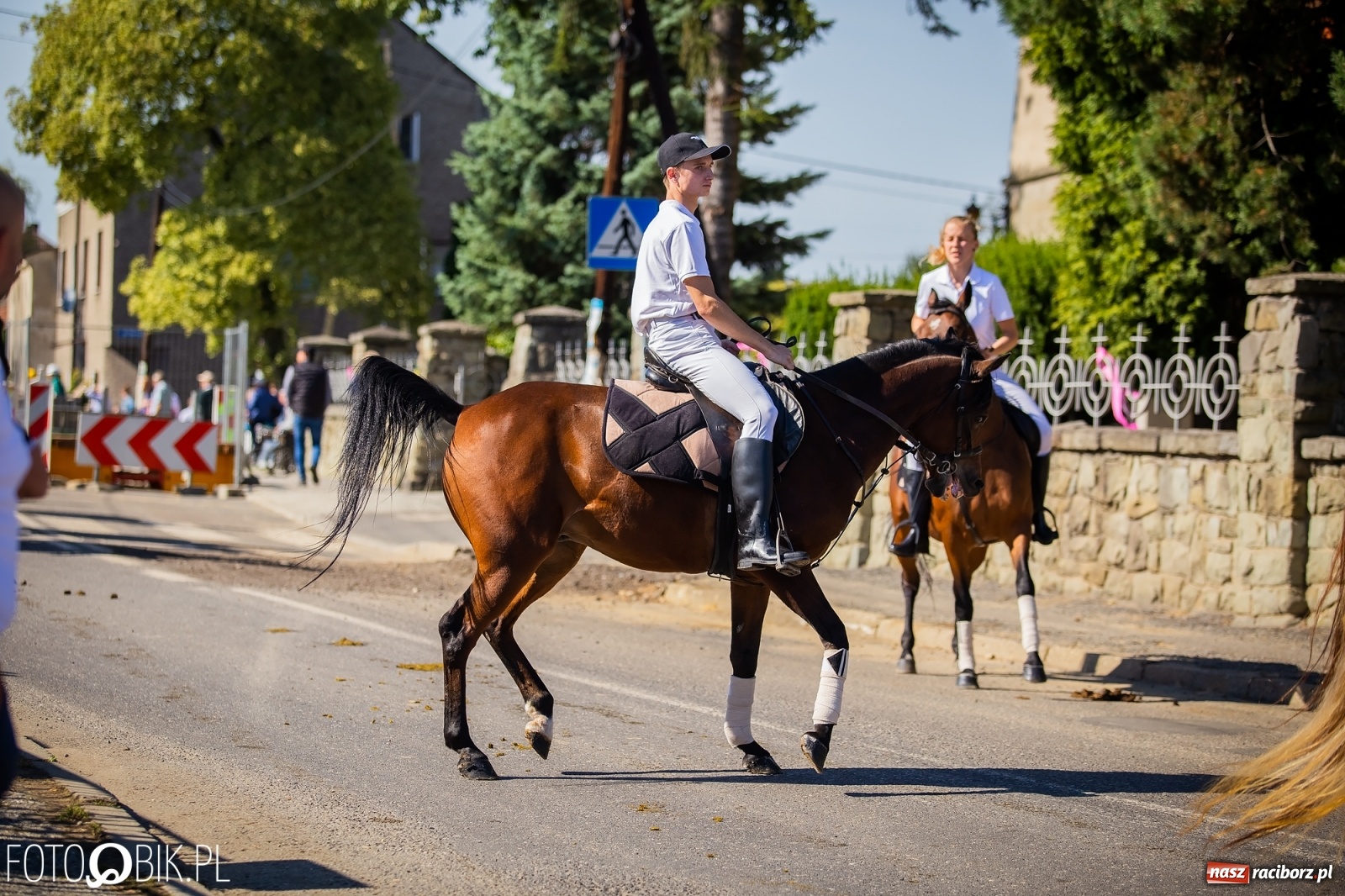 Zdjęcie w galerii na portalu naszraciborz.pl: Korowód jak maraton. Dożynki w Pogrzebieniu [FOTO i WIDEO]  wiadomości z regionu
