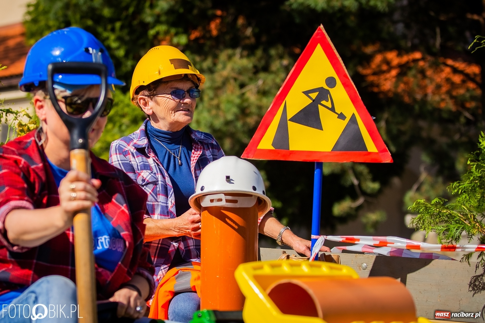 Zdjęcie w galerii na portalu naszraciborz.pl: Korowód jak maraton. Dożynki w Pogrzebieniu [FOTO i WIDEO]  wiadomości z regionu