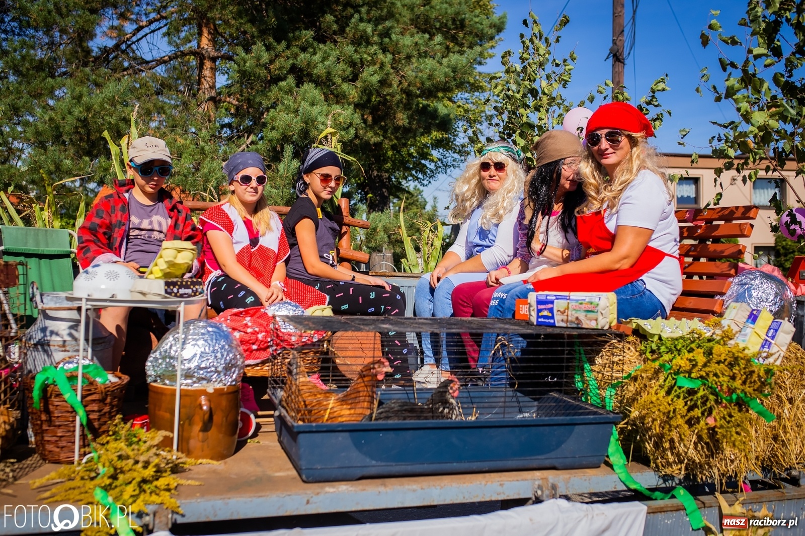 Zdjęcie w galerii na portalu naszraciborz.pl: Korowód jak maraton. Dożynki w Pogrzebieniu [FOTO i WIDEO]  wiadomości z regionu