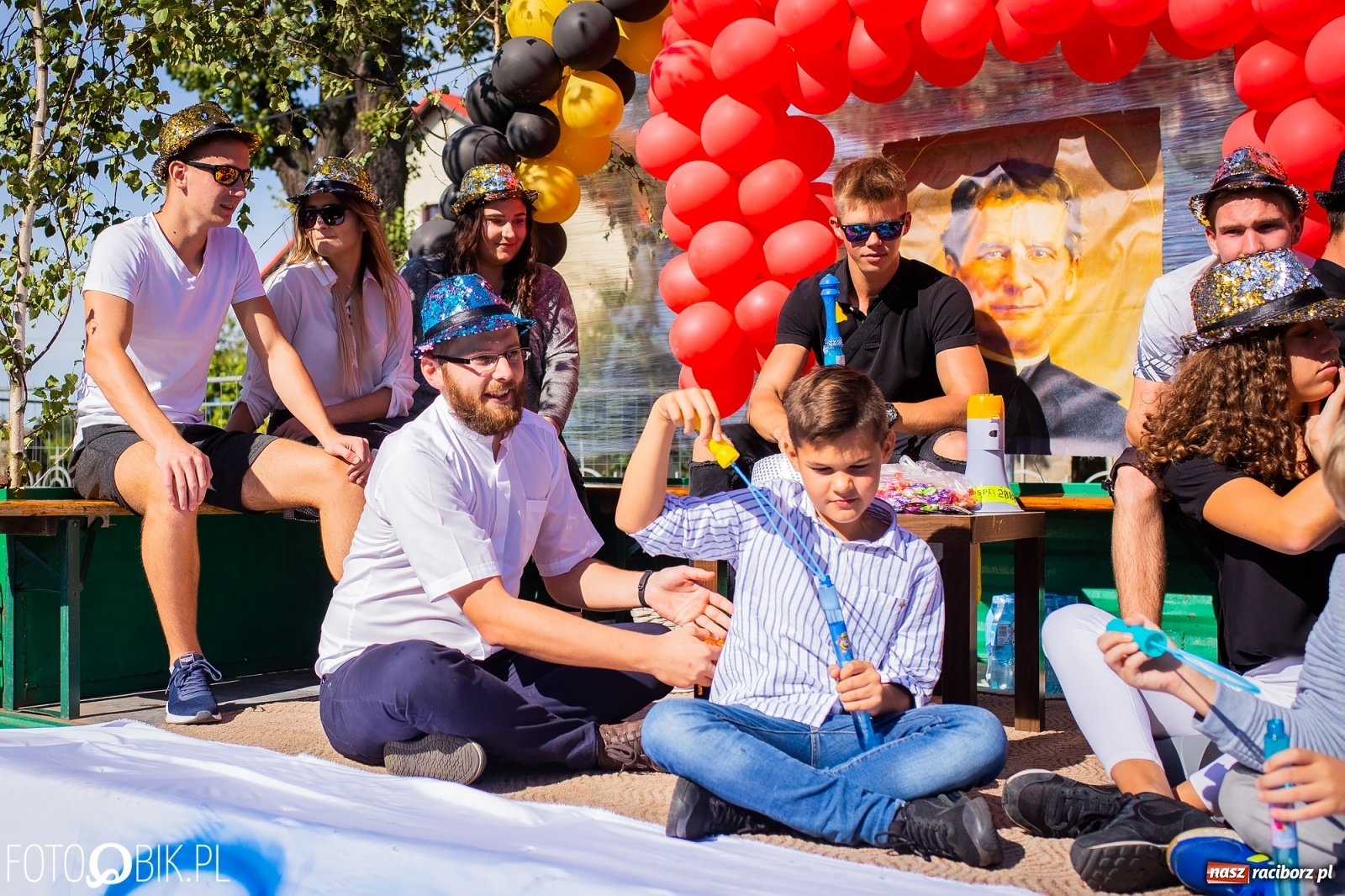 Zdjęcie w galerii na portalu naszraciborz.pl: Korowód jak maraton. Dożynki w Pogrzebieniu [FOTO i WIDEO]  wiadomości z regionu
