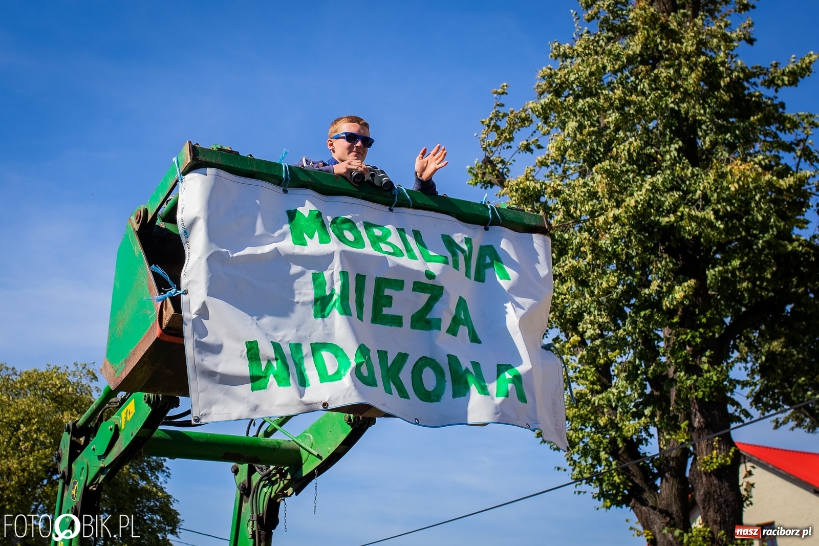 Zdjęcie w galerii na portalu naszraciborz.pl: Korowód jak maraton. Dożynki w Pogrzebieniu [FOTO i WIDEO]  wiadomości z regionu