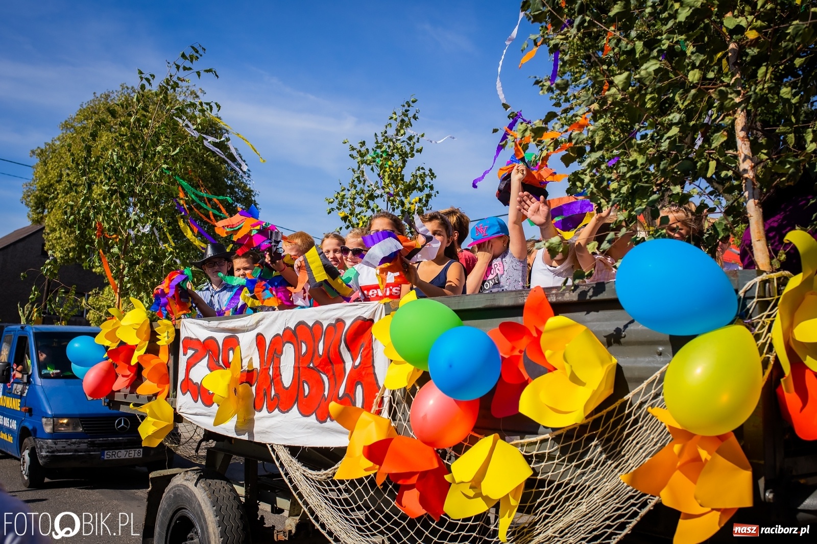 Zdjęcie w galerii na portalu naszraciborz.pl: Korowód jak maraton. Dożynki w Pogrzebieniu [FOTO i WIDEO]  wiadomości z regionu