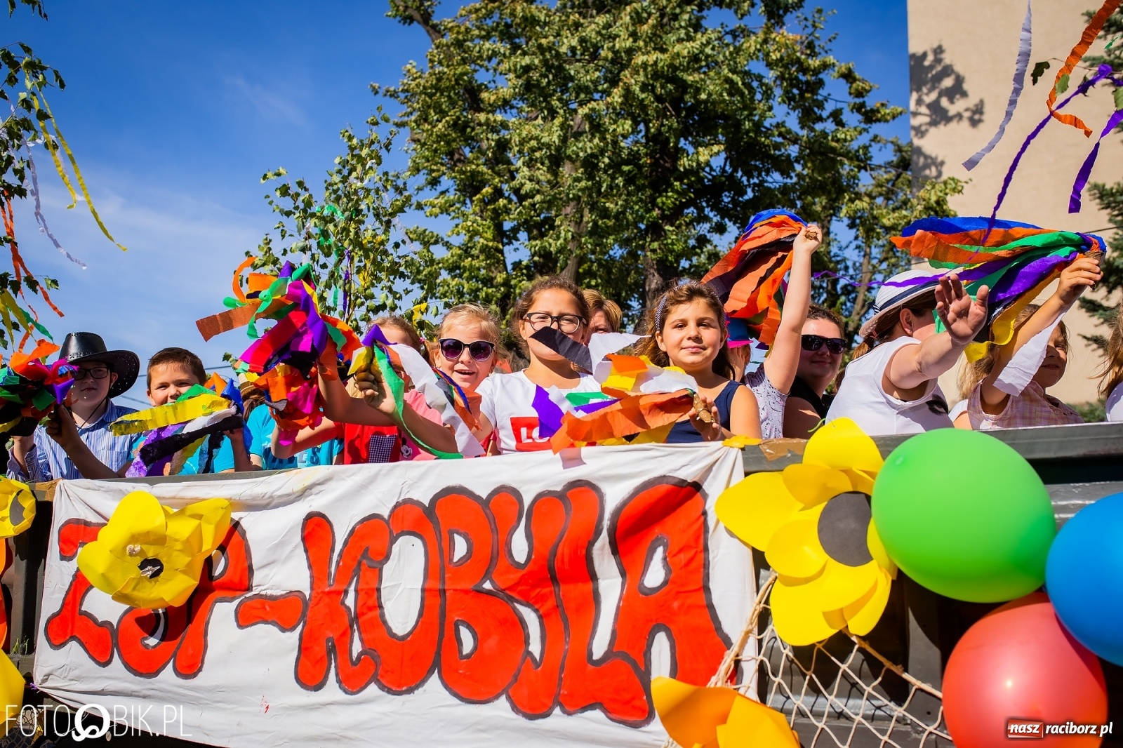 Zdjęcie w galerii na portalu naszraciborz.pl: Korowód jak maraton. Dożynki w Pogrzebieniu [FOTO i WIDEO]  wiadomości z regionu