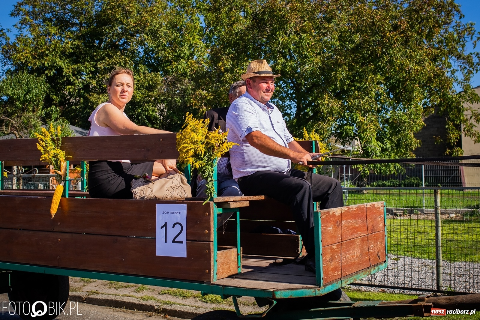 Zdjęcie w galerii na portalu naszraciborz.pl: Korowód jak maraton. Dożynki w Pogrzebieniu [FOTO i WIDEO]  wiadomości z regionu