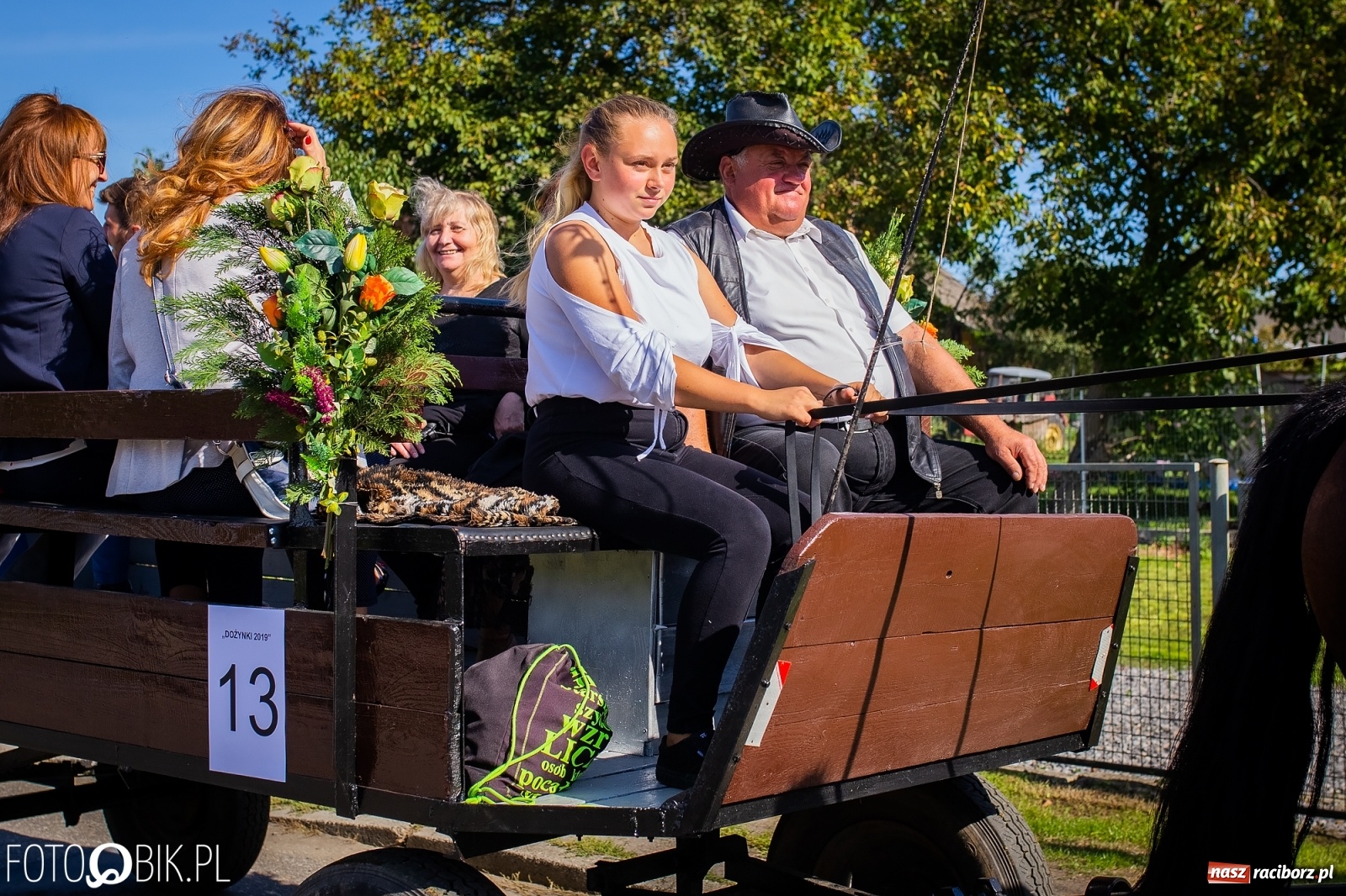 Zdjęcie w galerii na portalu naszraciborz.pl: Korowód jak maraton. Dożynki w Pogrzebieniu [FOTO i WIDEO]  wiadomości z regionu