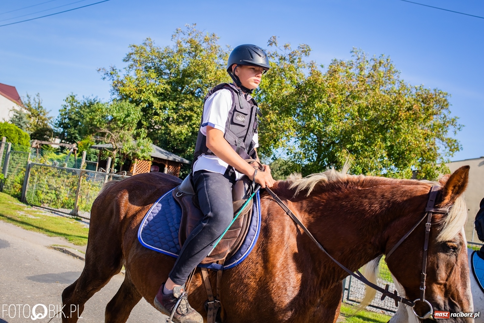 Zdjęcie w galerii na portalu naszraciborz.pl: Korowód jak maraton. Dożynki w Pogrzebieniu [FOTO i WIDEO]  wiadomości z regionu