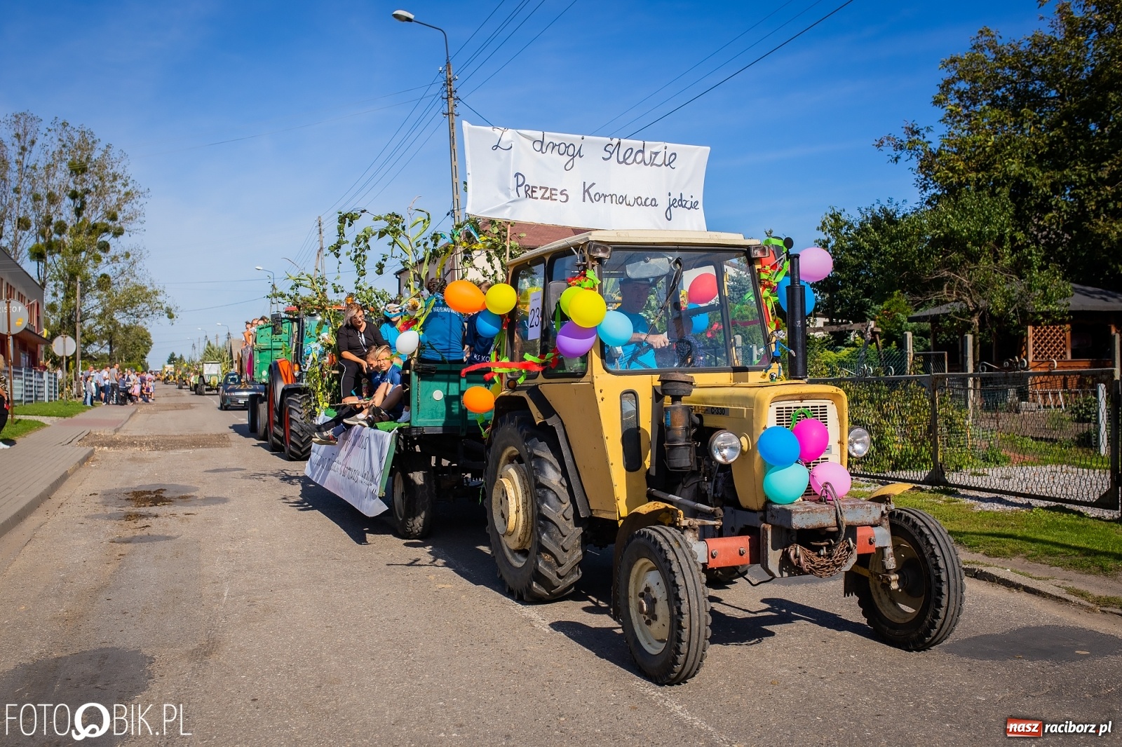 Zdjęcie w galerii na portalu naszraciborz.pl: Korowód jak maraton. Dożynki w Pogrzebieniu [FOTO i WIDEO]  wiadomości z regionu