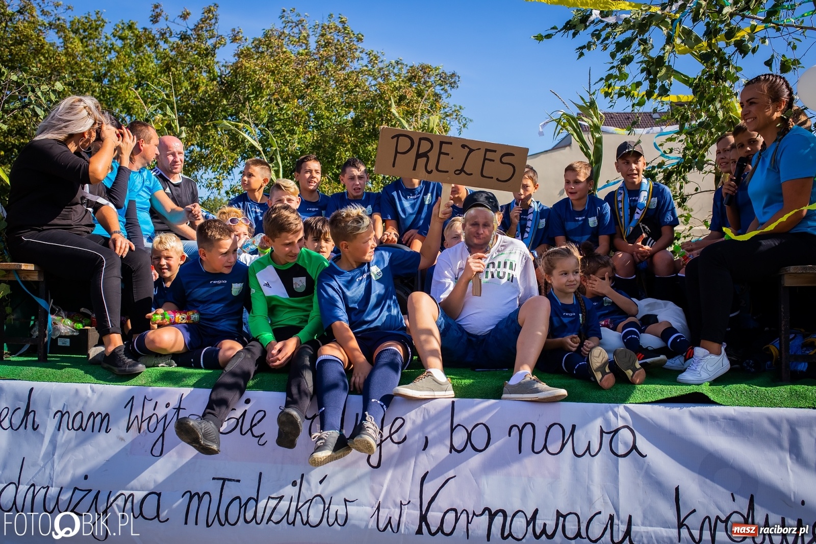 Zdjęcie w galerii na portalu naszraciborz.pl: Korowód jak maraton. Dożynki w Pogrzebieniu [FOTO i WIDEO]  wiadomości z regionu