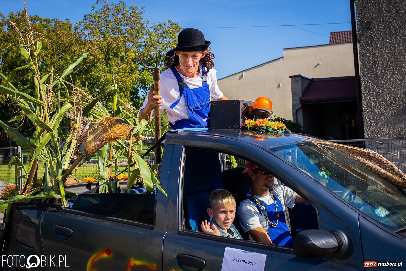 Zdjęcie w galerii na portalu naszraciborz.pl: Korowód jak maraton. Dożynki w Pogrzebieniu [FOTO i WIDEO]  wiadomości z regionu