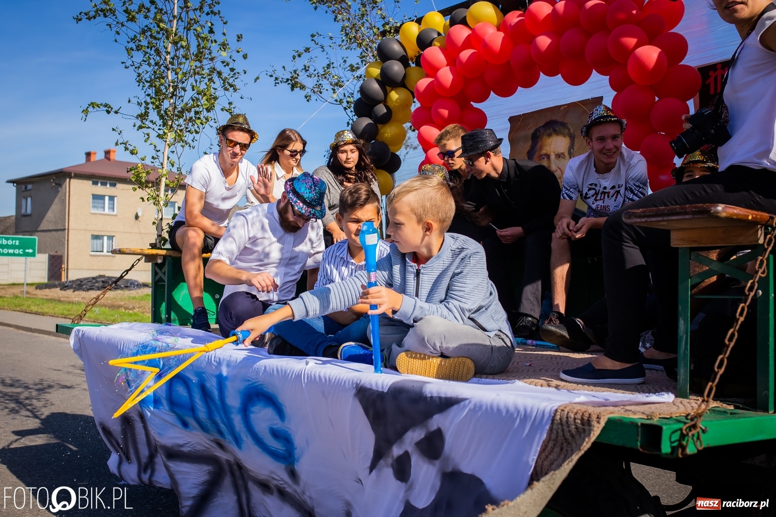 Zdjęcie w galerii na portalu naszraciborz.pl: Korowód jak maraton. Dożynki w Pogrzebieniu [FOTO i WIDEO]  wiadomości z regionu