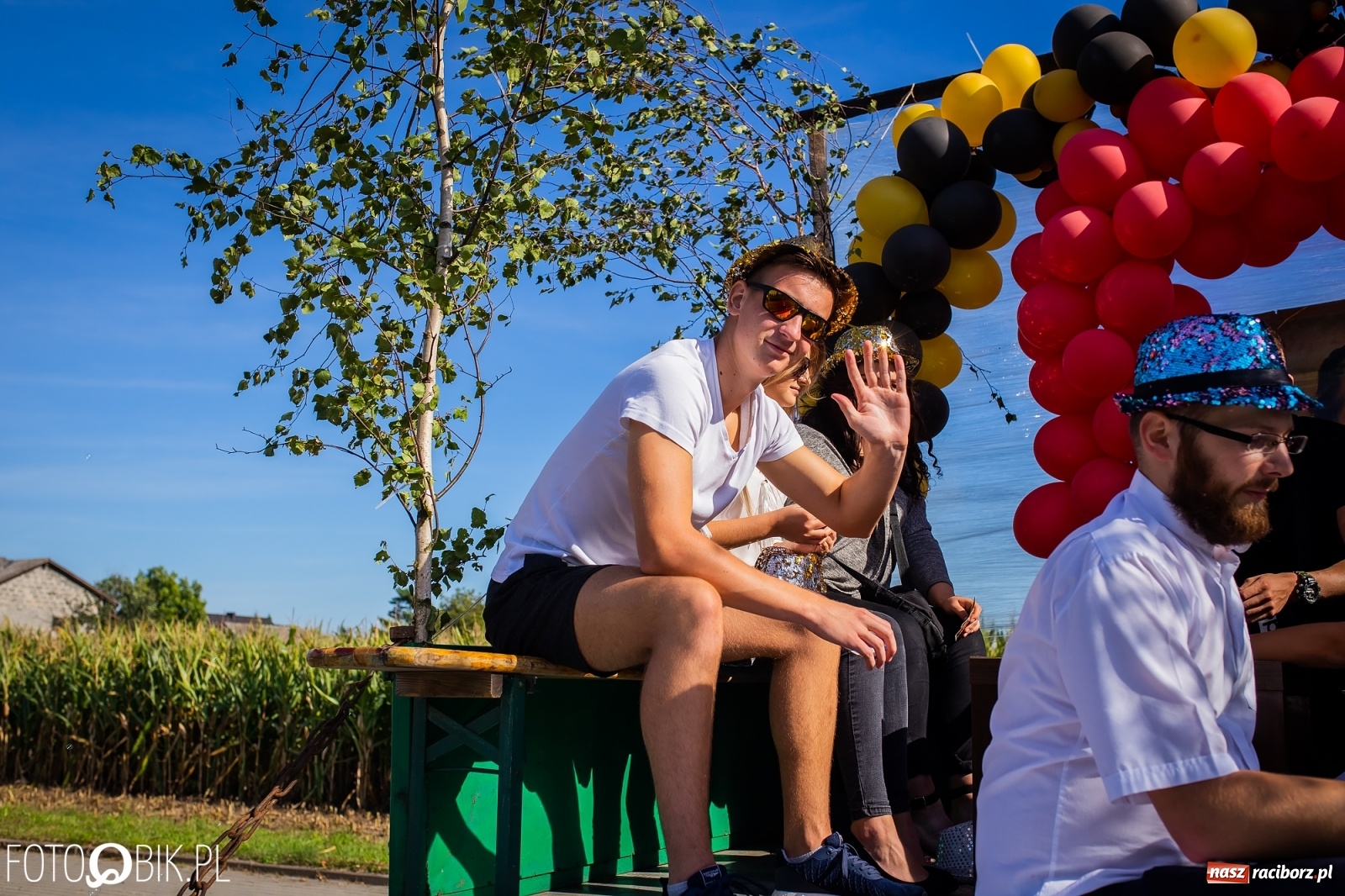 Zdjęcie w galerii na portalu naszraciborz.pl: Korowód jak maraton. Dożynki w Pogrzebieniu [FOTO i WIDEO]  wiadomości z regionu