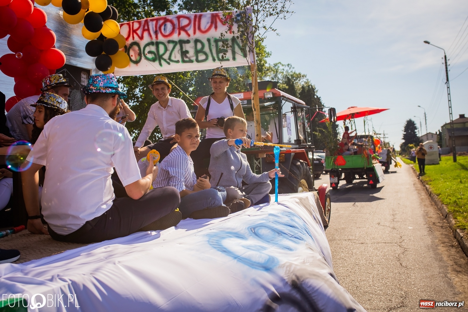 Zdjęcie w galerii na portalu naszraciborz.pl: Korowód jak maraton. Dożynki w Pogrzebieniu [FOTO i WIDEO]  wiadomości z regionu