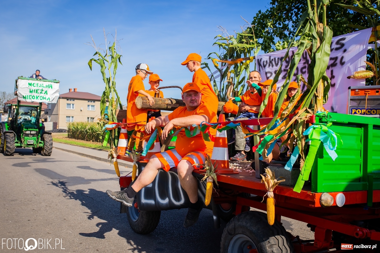 Zdjęcie w galerii na portalu naszraciborz.pl: Korowód jak maraton. Dożynki w Pogrzebieniu [FOTO i WIDEO]  wiadomości z regionu