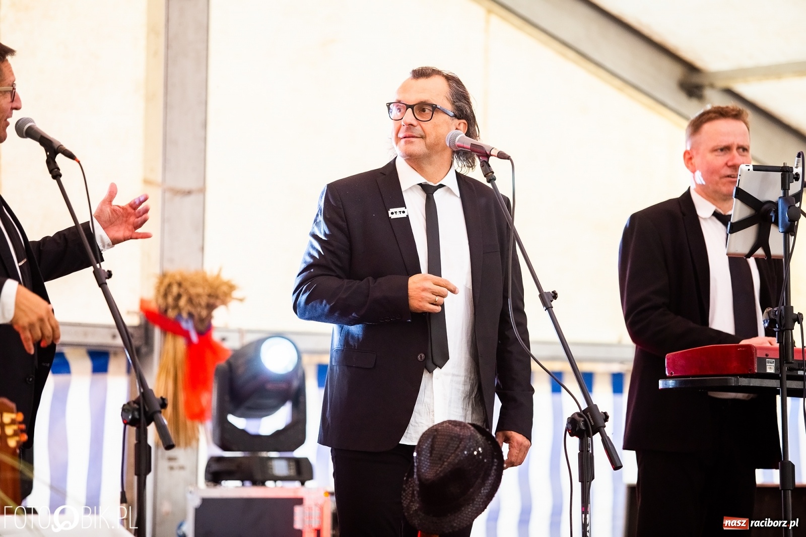 Zdjęcie w galerii na portalu naszraciborz.pl: Występ kabaretu OT.TO na Dożynkach Miejskich wiadomości z regionu
