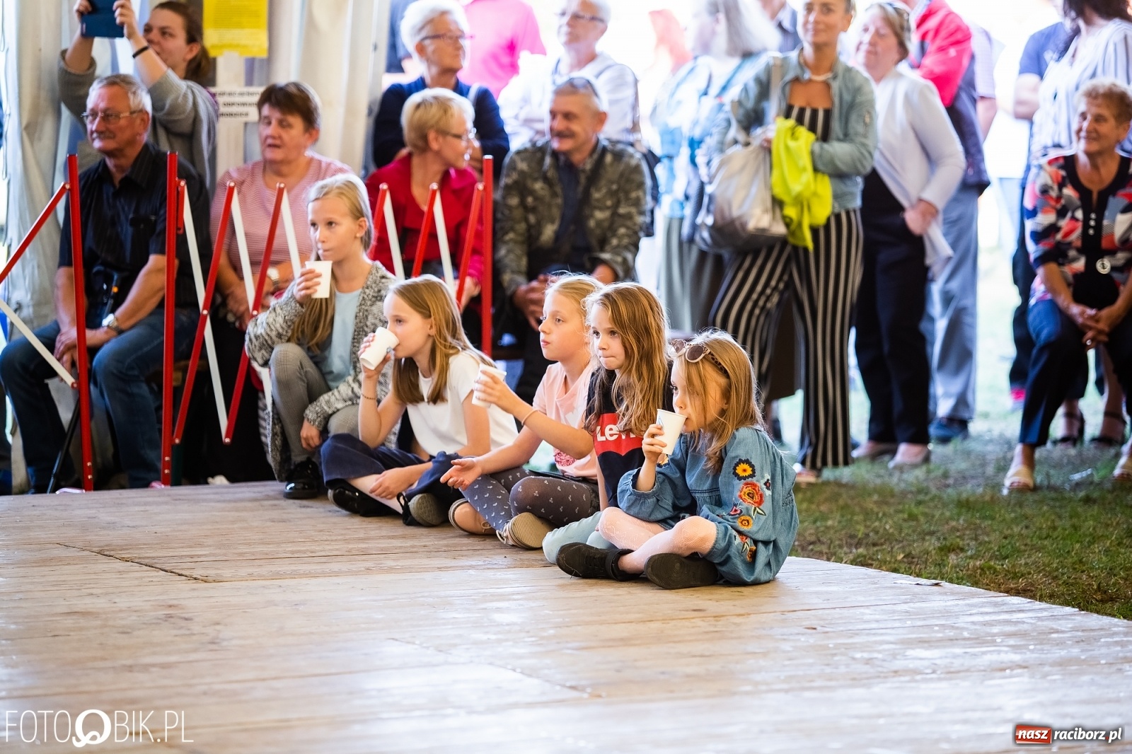 Zdjęcie w galerii na portalu naszraciborz.pl: Występ kabaretu OT.TO na Dożynkach Miejskich wiadomości z regionu