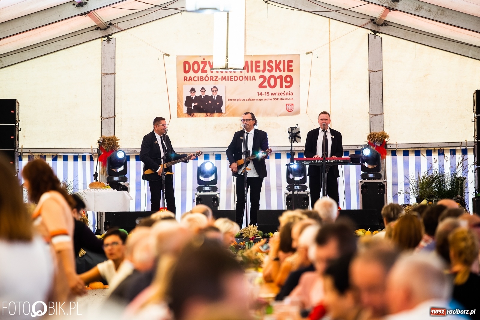 Zdjęcie w galerii na portalu naszraciborz.pl: Występ kabaretu OT.TO na Dożynkach Miejskich wiadomości z regionu