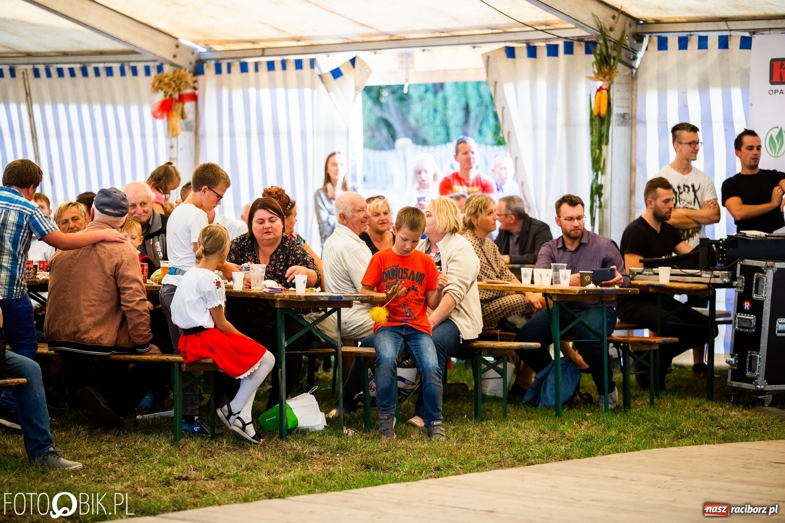 Zdjęcie w galerii na portalu naszraciborz.pl: Występ kabaretu OT.TO na Dożynkach Miejskich wiadomości z regionu