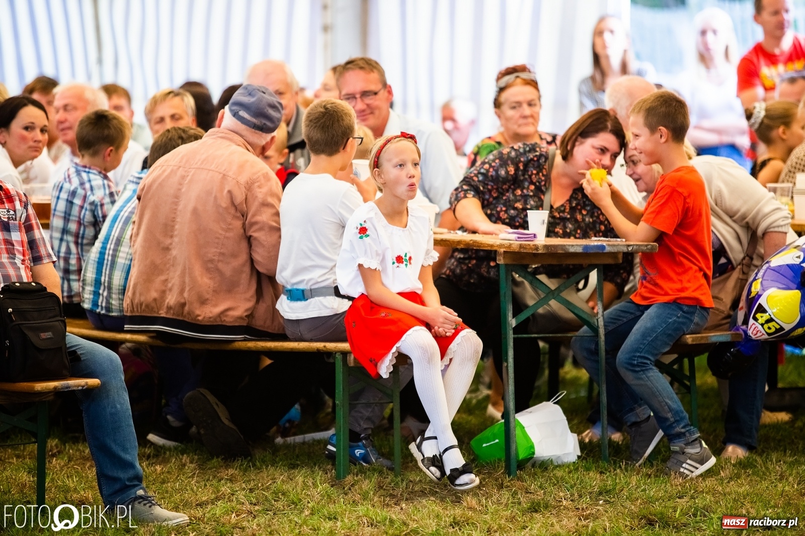 Zdjęcie w galerii na portalu naszraciborz.pl: Występ kabaretu OT.TO na Dożynkach Miejskich wiadomości z regionu