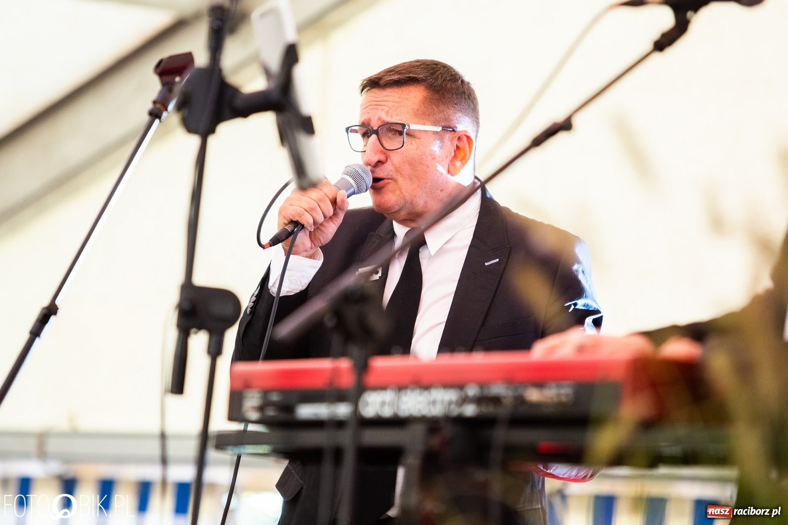 Zdjęcie w galerii na portalu naszraciborz.pl: Występ kabaretu OT.TO na Dożynkach Miejskich wiadomości z regionu