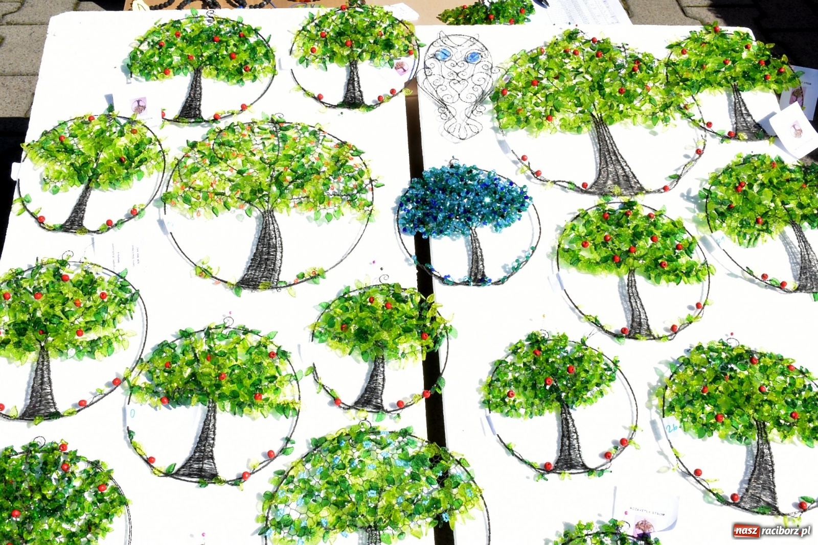 Zdjęcie w galerii na portalu naszraciborz.pl: Tysiące ludzi na jarmarku w Chałupkach [FOTO] wiadomości z regionu