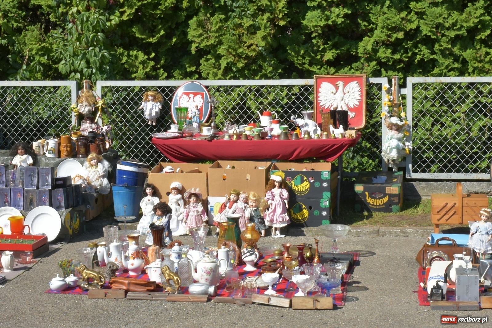 Zdjęcie w galerii na portalu naszraciborz.pl: Tysiące ludzi na jarmarku w Chałupkach [FOTO] wiadomości z regionu